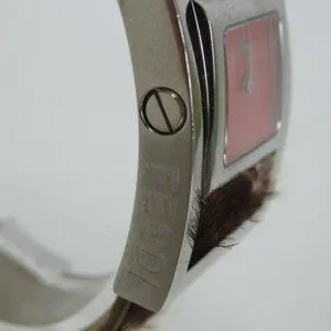 Very rare Fendi Red Ponyhair cow hair Watch Quartz Fendi | Accessories | Very Rare Fendi Red Ponyhair Cow Hair  main image 4